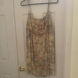 Chic Beige Patterned Mini Dress